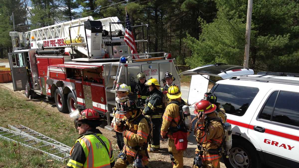 Photos Live burn drill & field fire in New Gloucester