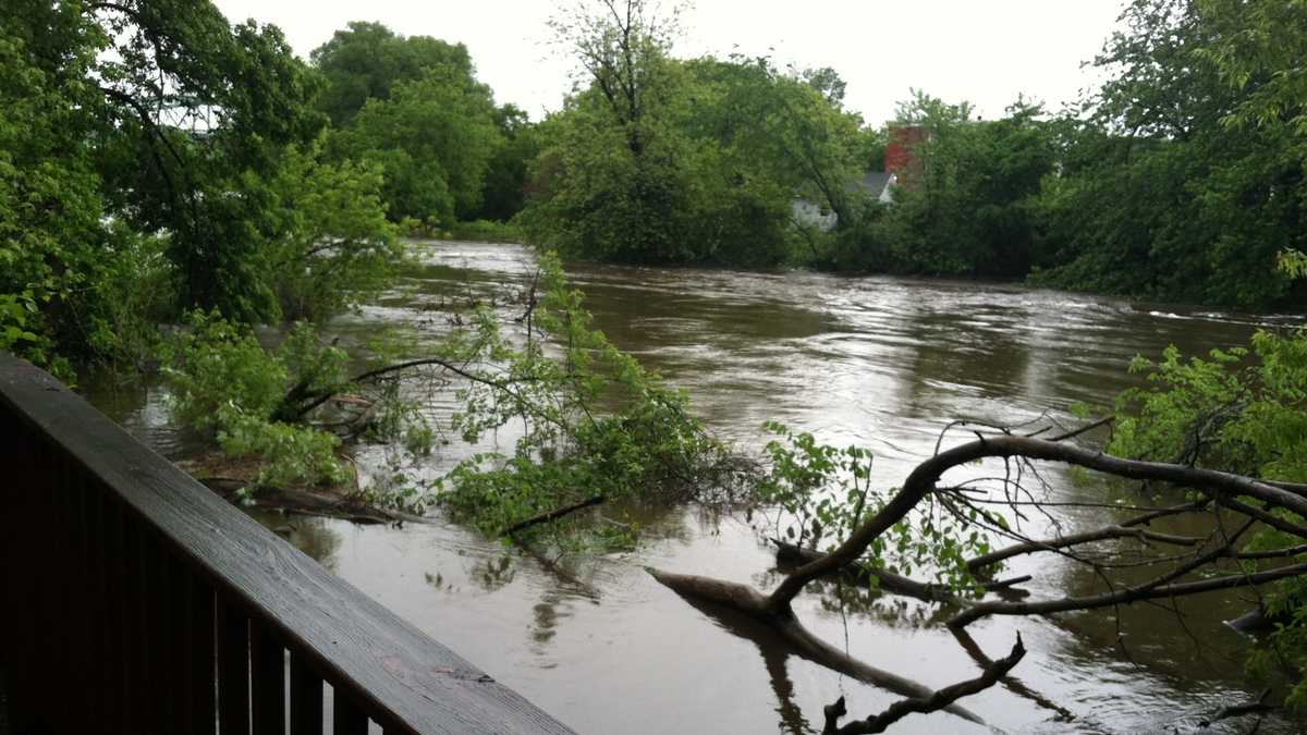 Photos Rain causes flooding across Maine