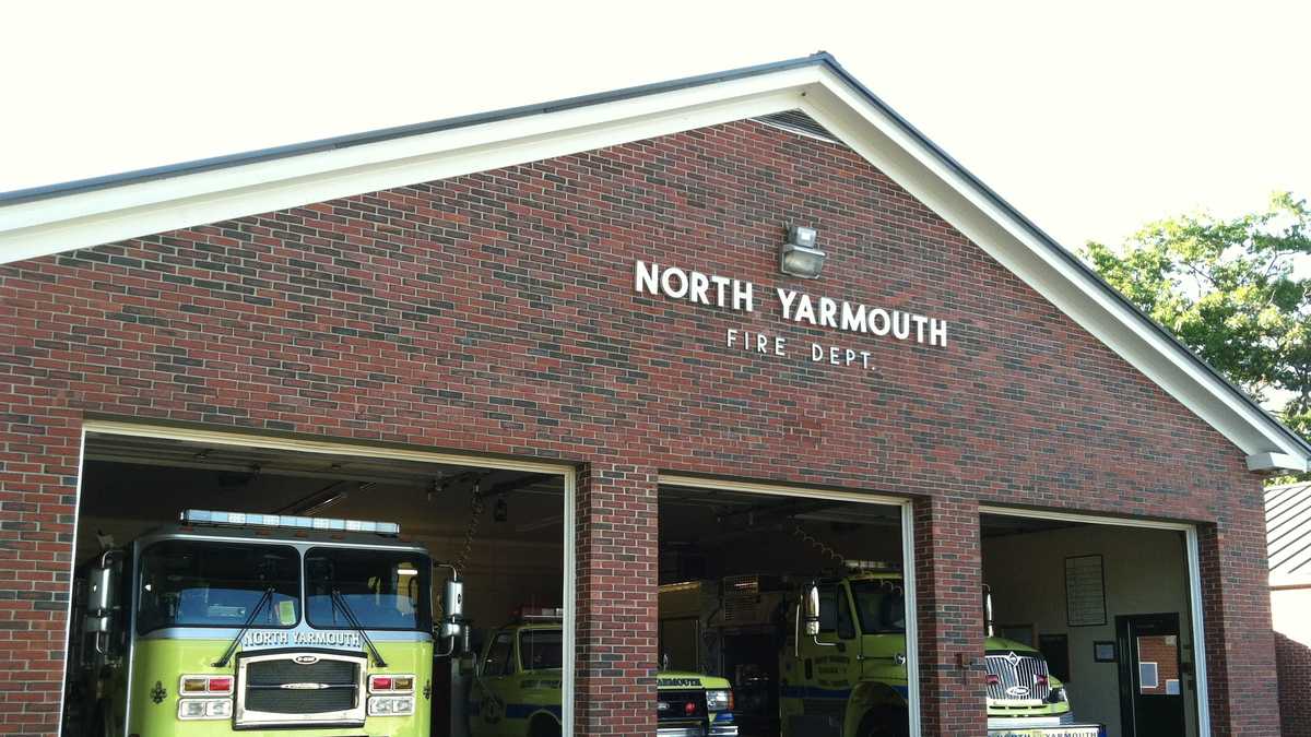 2 Maine fire departments get grants for hiring