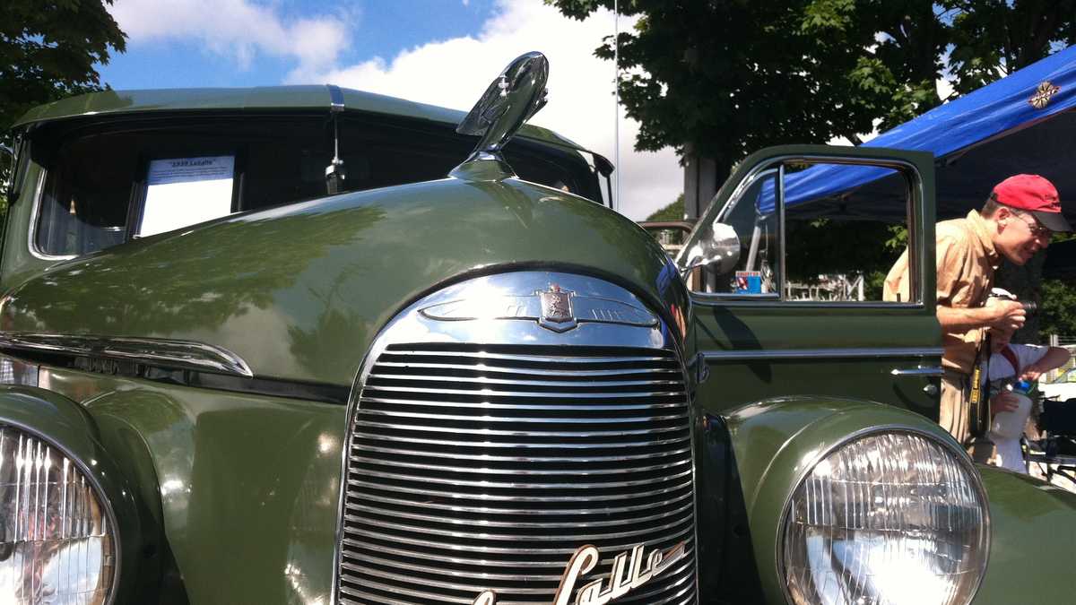 PHOTOS Toys For Tots Car Show