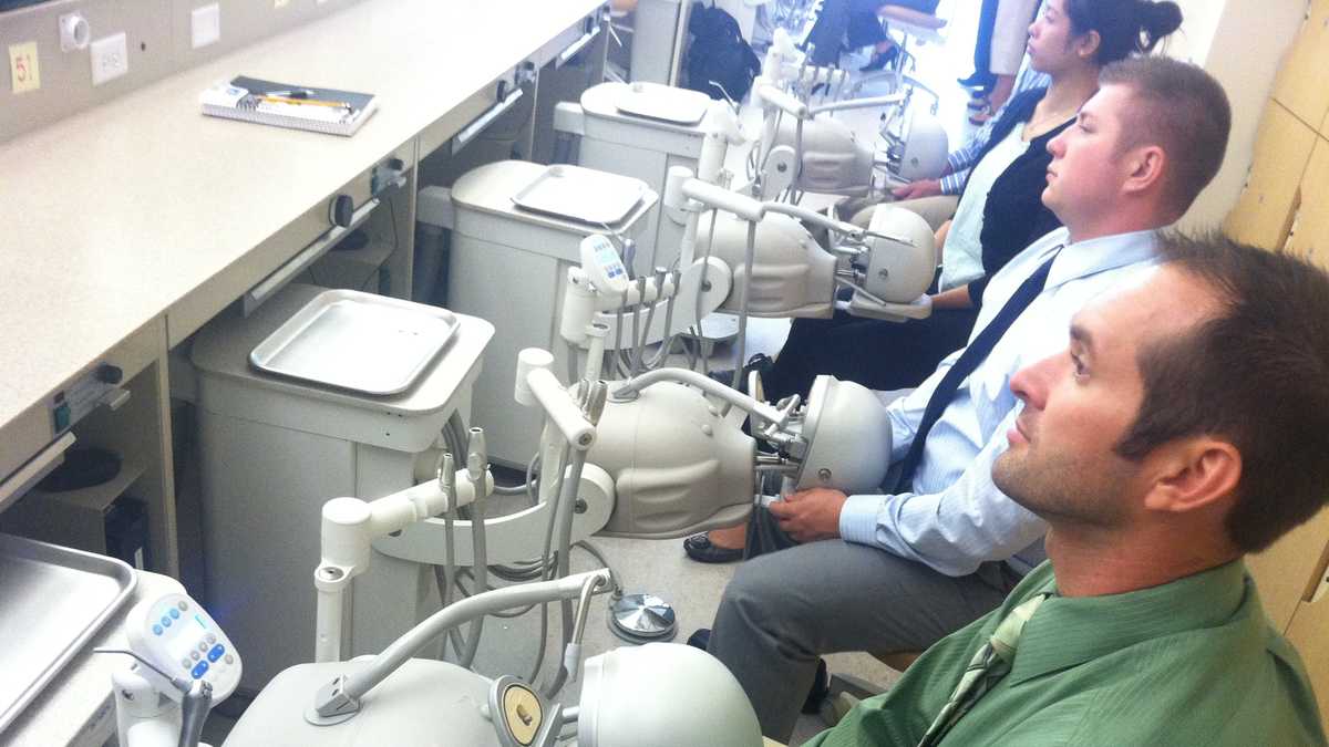 Photos New UNE Dental School opens