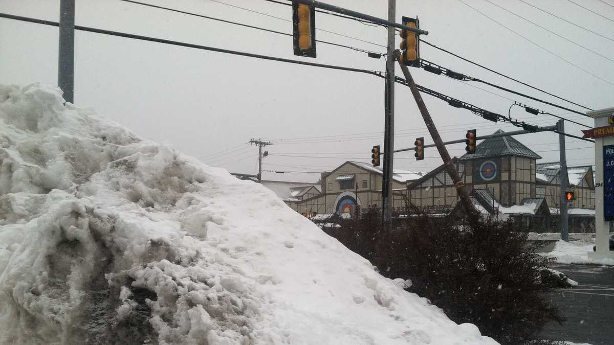 Photos Latest storm brings heavy, wet snow