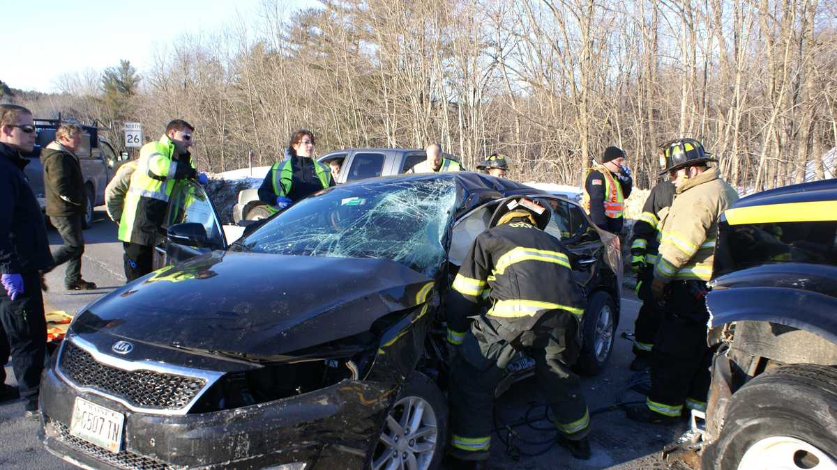 driver-hospitalized-in-oxford-crash