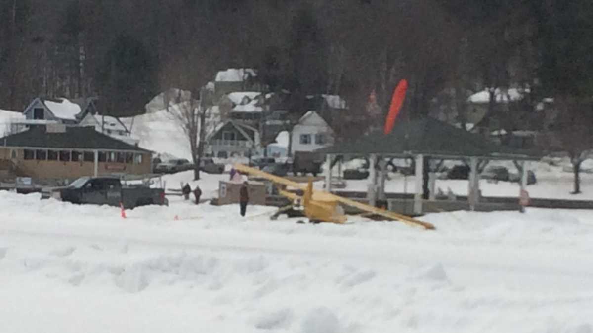 Photos Plane crashlands on Alton Bay