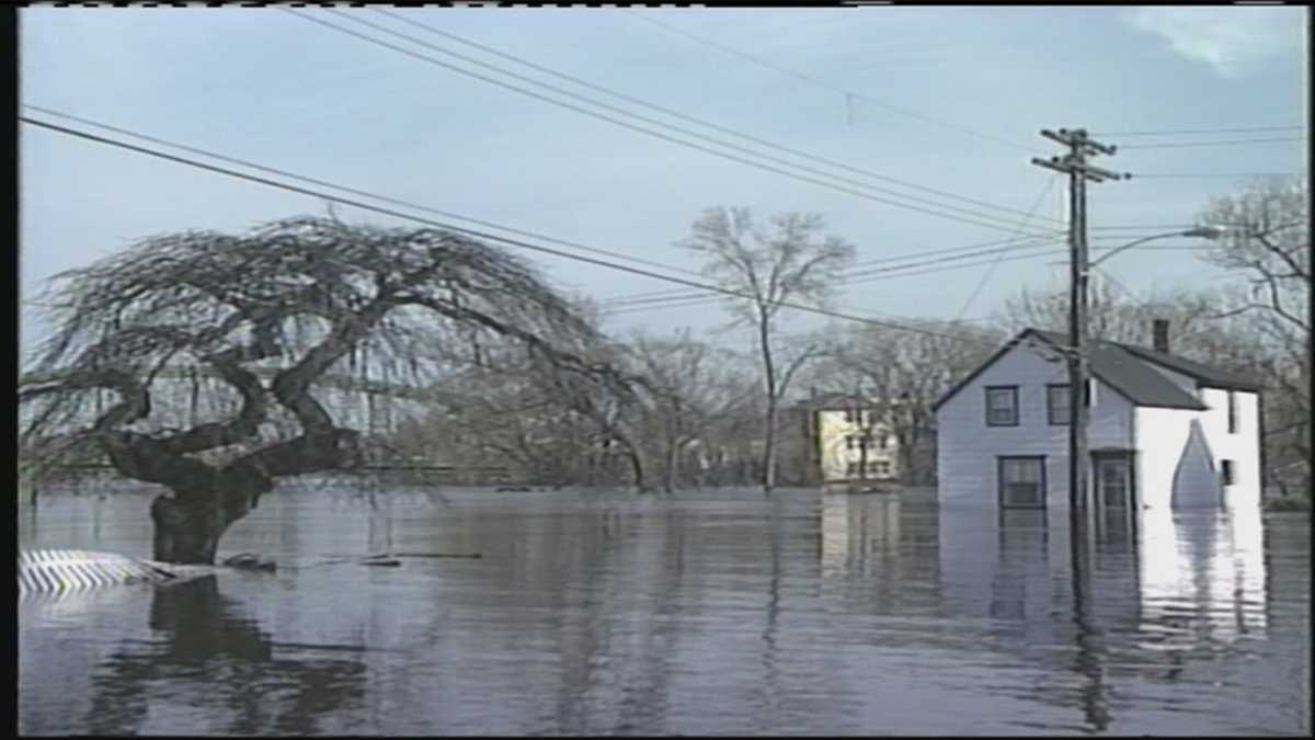 Photos Historic flood of 1987