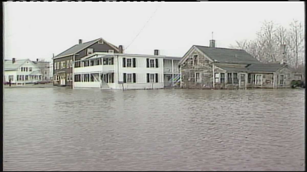 Photos Historic flood of 1987