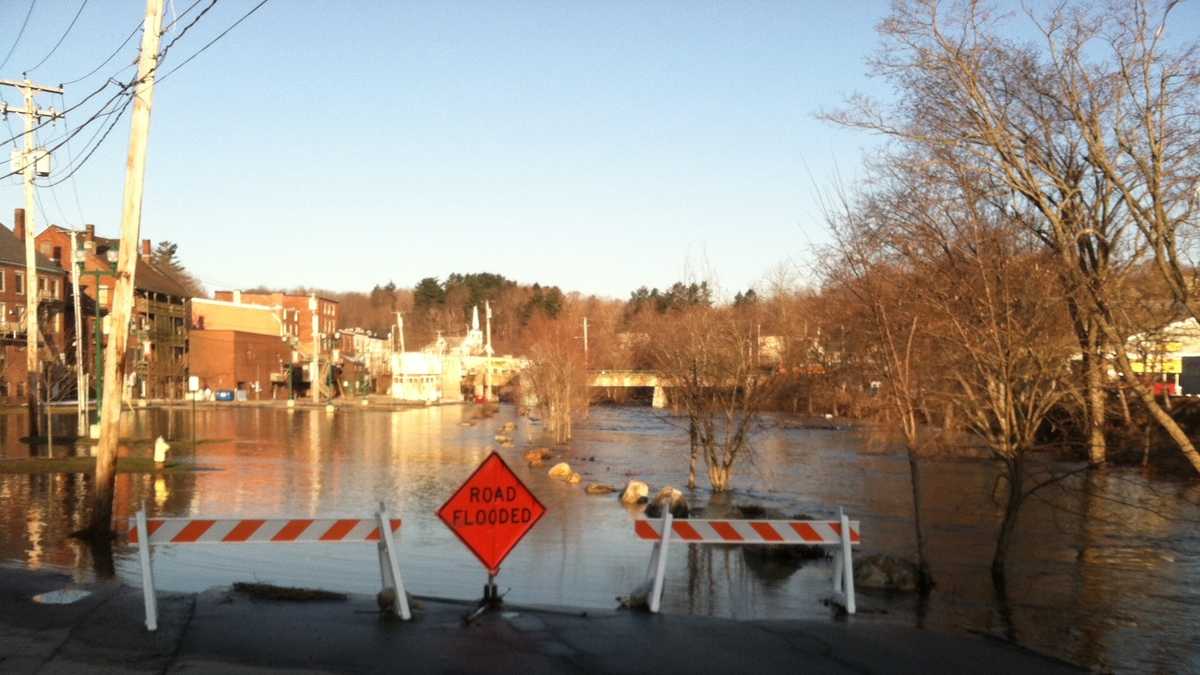Flood waters recede, flood warnings lifted