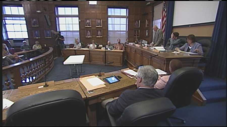 Councilors in the majority cite the U.S. Supreme Court's ruling against a similar buffer zone in Massachusetts as reasons behind the decision. WMTW News 8's David Charns explains.