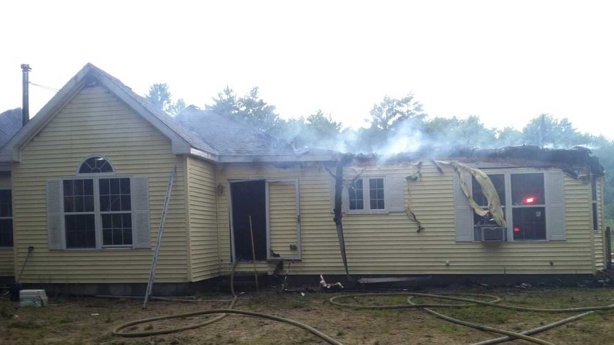 Fire chief: Lightning strike caused Naples fire
