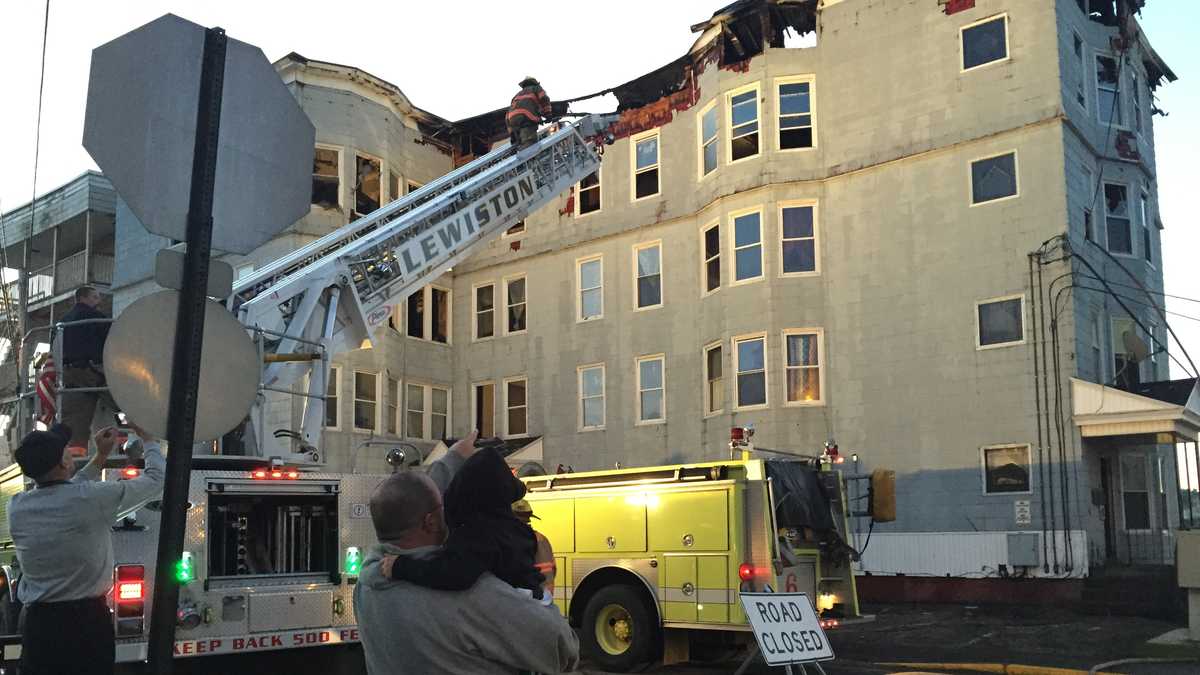 Photos Fire rips through Lewiston apartment building