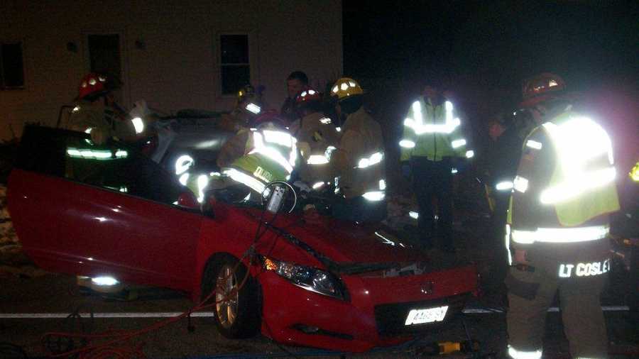 Durham crash injures 2