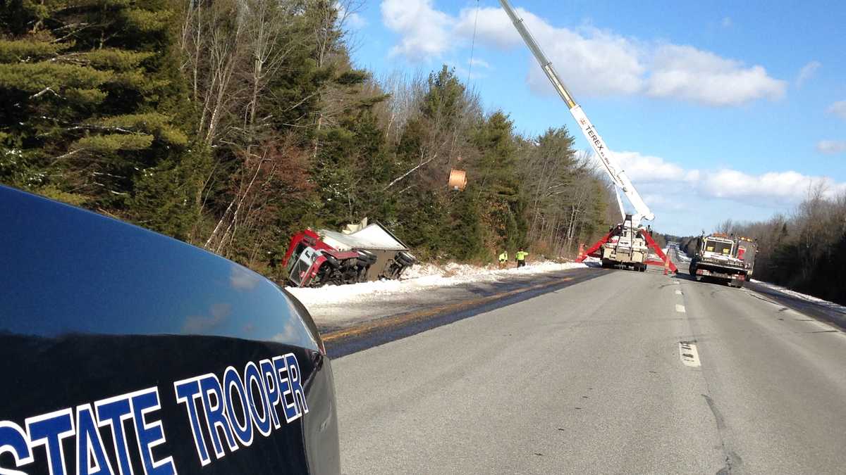 Tractor Trailer Crash Closes I 95 For Hours 4314