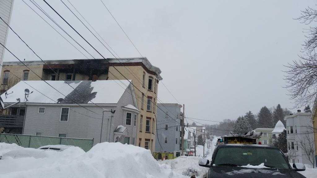 Photos Fire damages Auburn apartment building