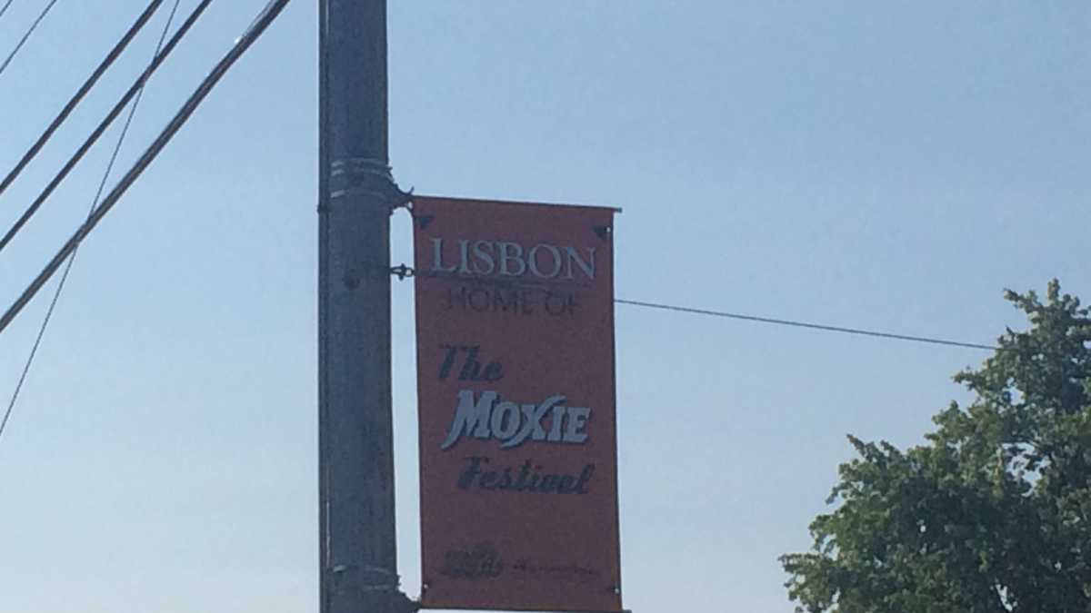 Maine's official soft drink honored at Moxie Festival