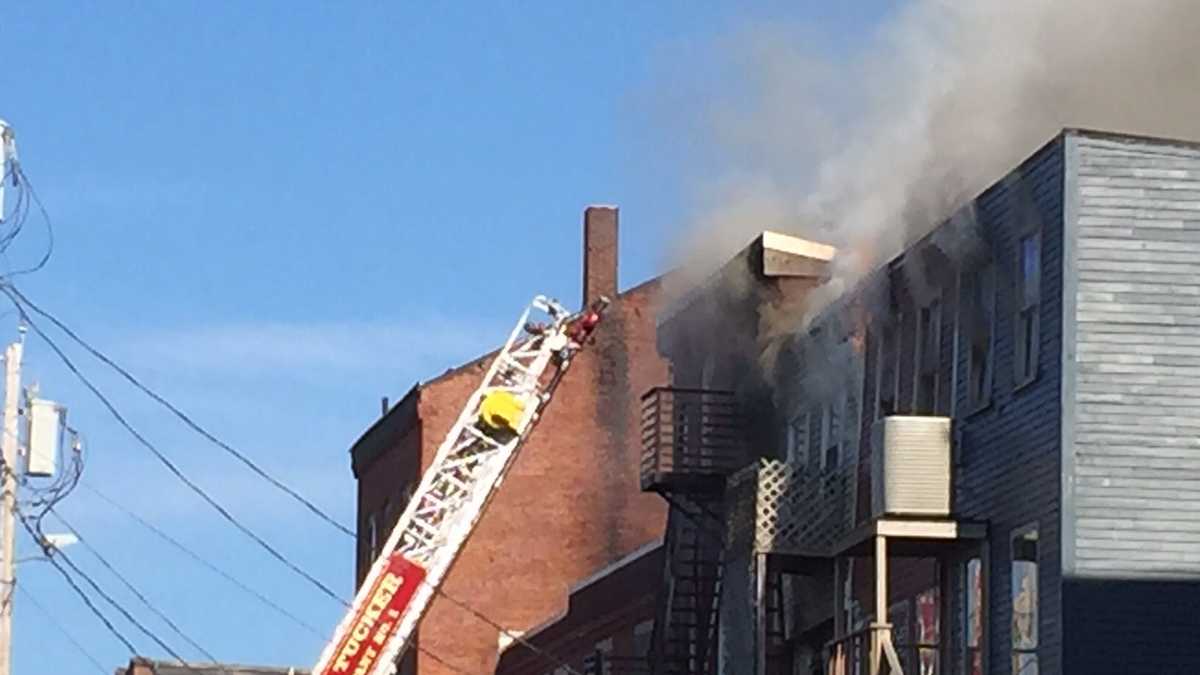 Photos: Crews battle Gardiner fire