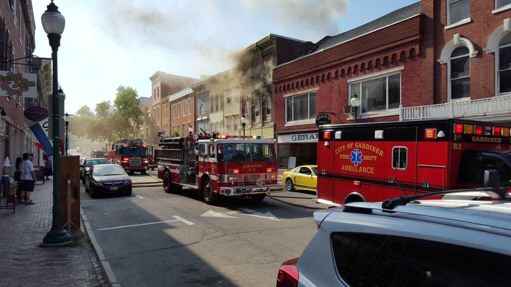 Photos Crews battle Gardiner fire