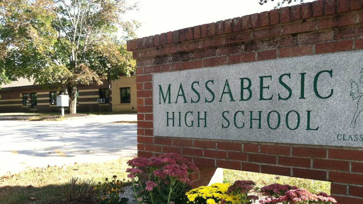 Massabesic High School Student Diagnosed With Viral Meningitis