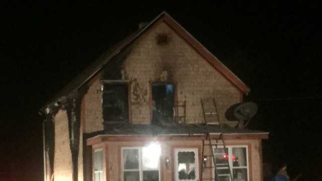 1 killed in Somersworth, NH fire, officials say