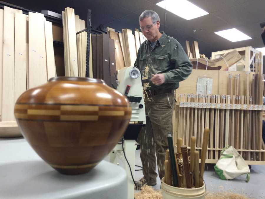 Photos Wood turners create handcarved bowls