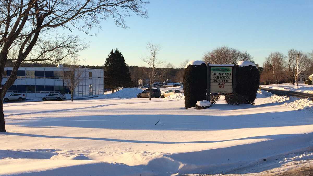 Gardiner Area High School one of 30 schools targeted by bomb threat