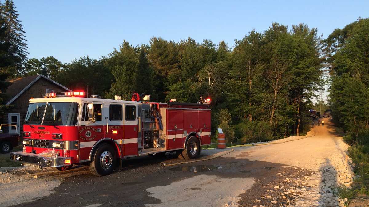 Firefighters battle brush fire in Gardiner