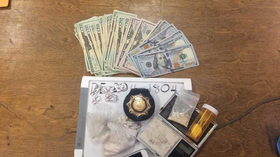 800 doses of heroin seized in drug bust