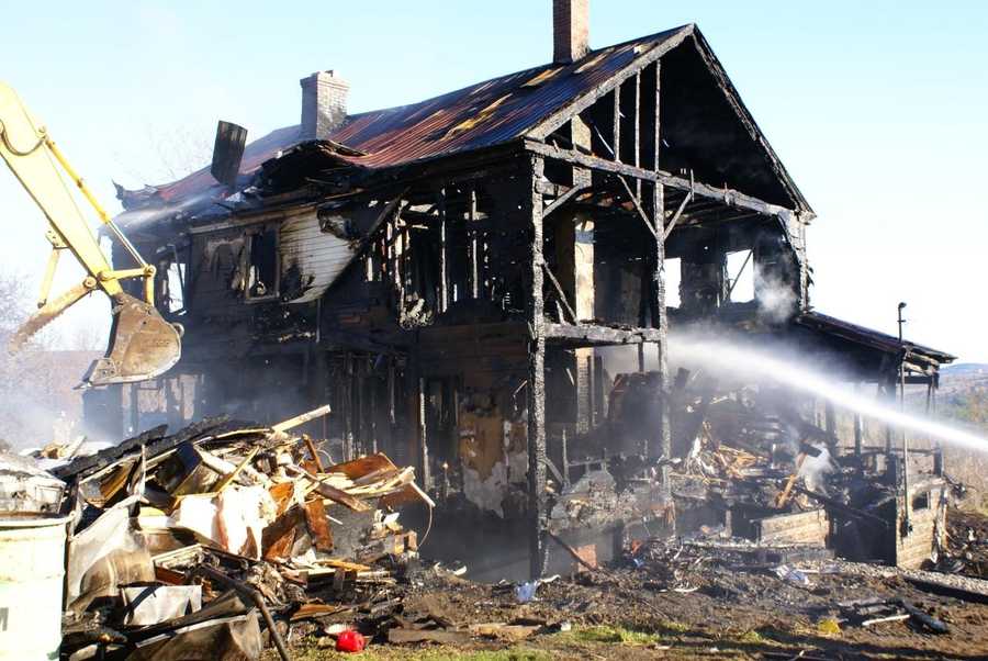 Fire Destroys West Paris Farmhouse