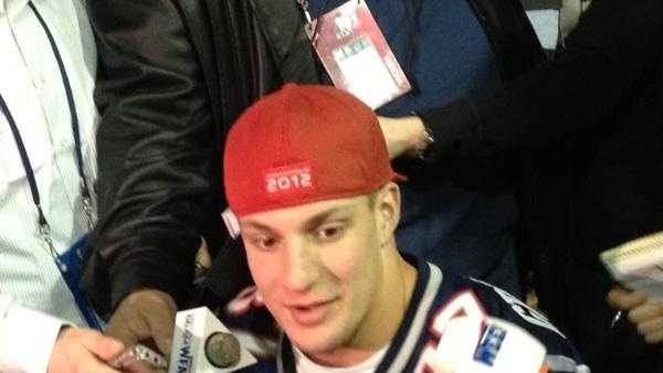 Rob Gronkowski Suffers Broken Forearm