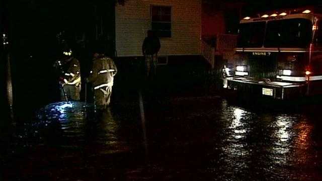 Heavy rains cause flooding in Manchester