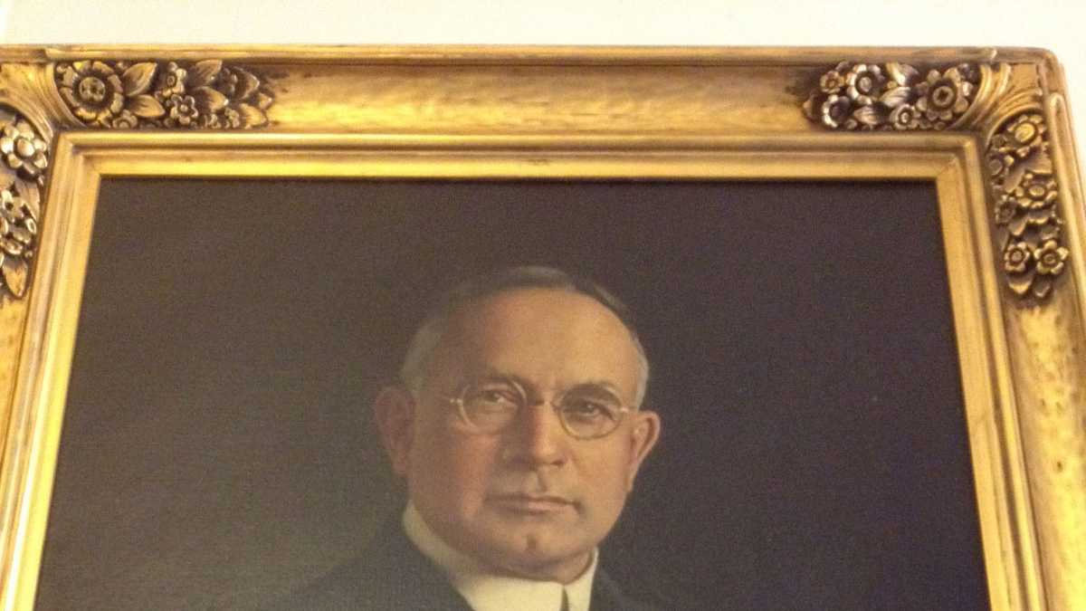 Images Historical New Hampshire governor portraits