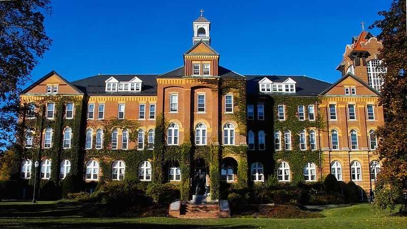 best-new-england-colleges-for-food