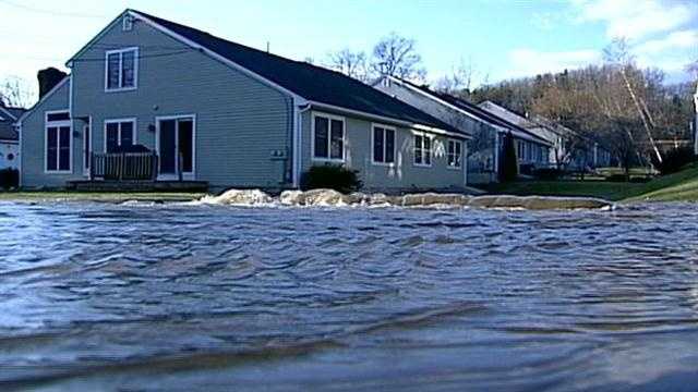 Water-main break floods home in Manchester