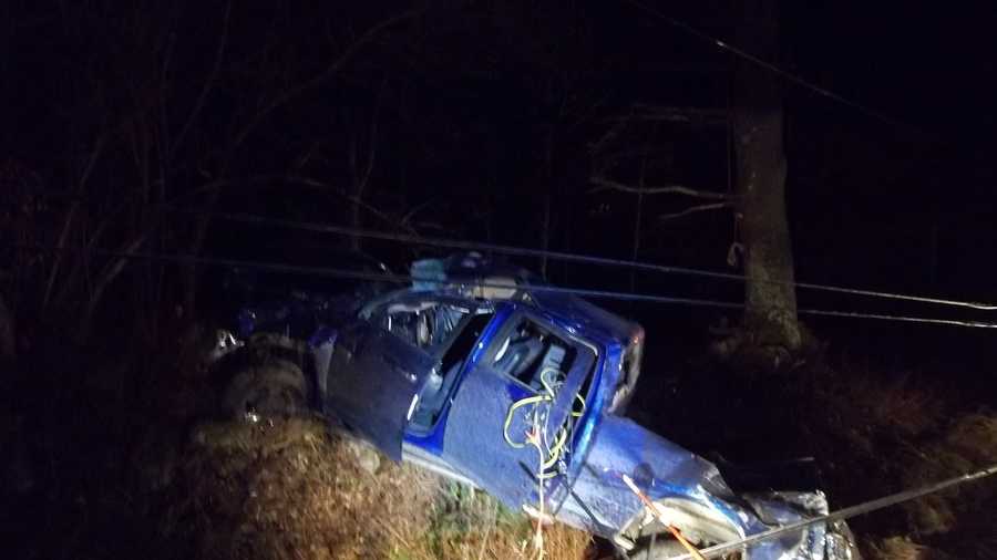 Speed, alcohol factors in Canaan crash, police say