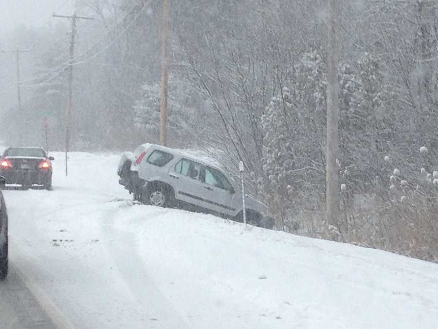 Images First significant snowfall of 2013 hits New Hampshire