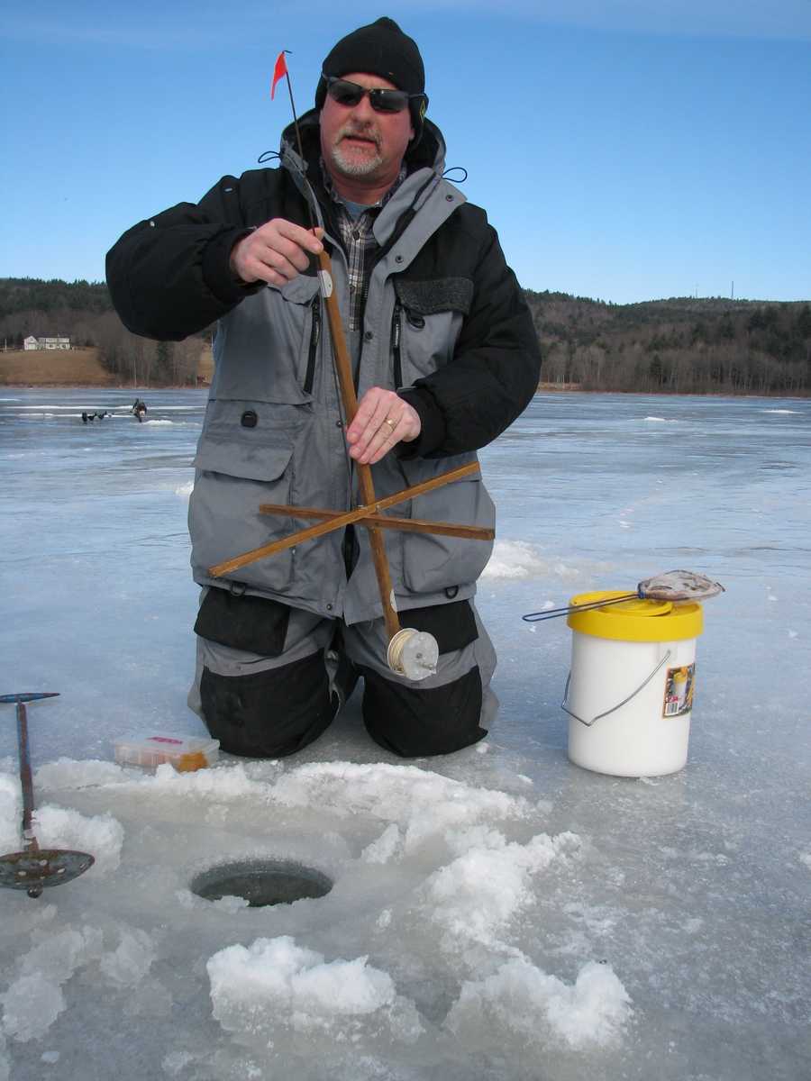 Images: Ice fishing on Turtletown Pond in Concord