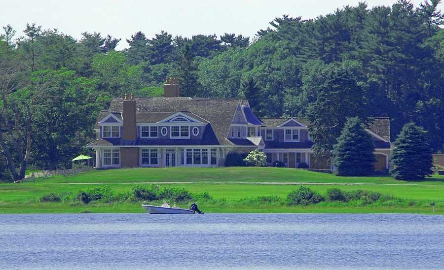 Mansion Monday Tour this 5.4M Rye home