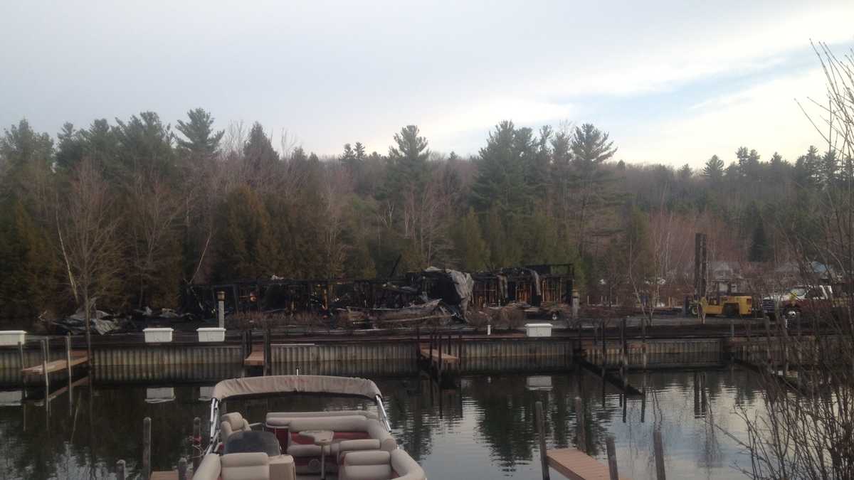 Photos Marina fire destroys dozens of boats