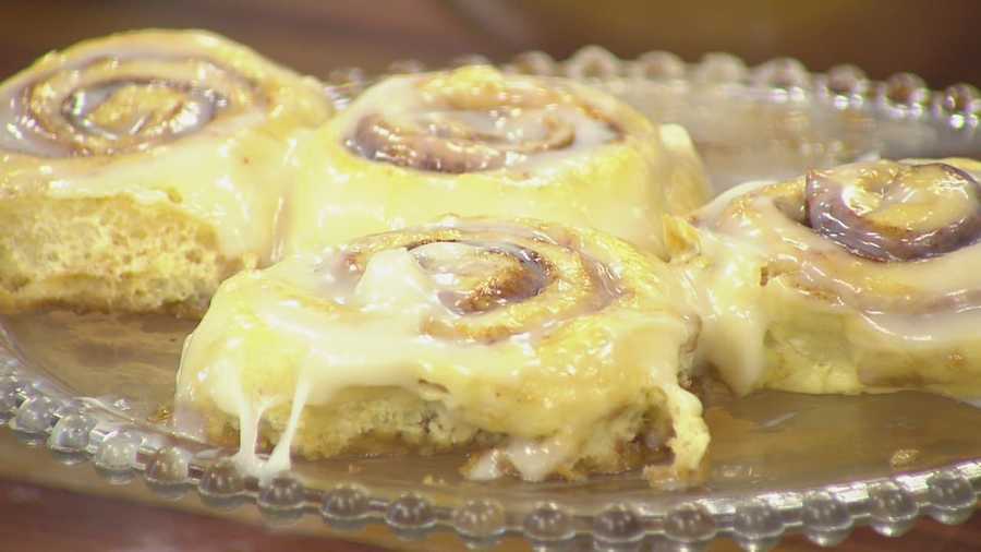 Amy puts the icing on her cinnamon rolls