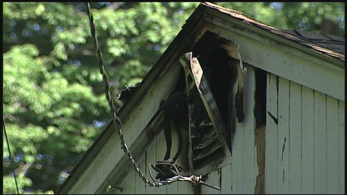 Neighbors help rescue Salem couple from burning home