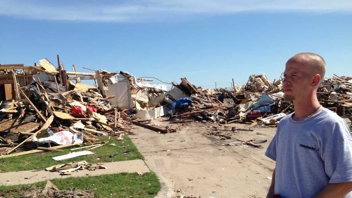 Images NH volunteers help rebuild Okla. tornado damage