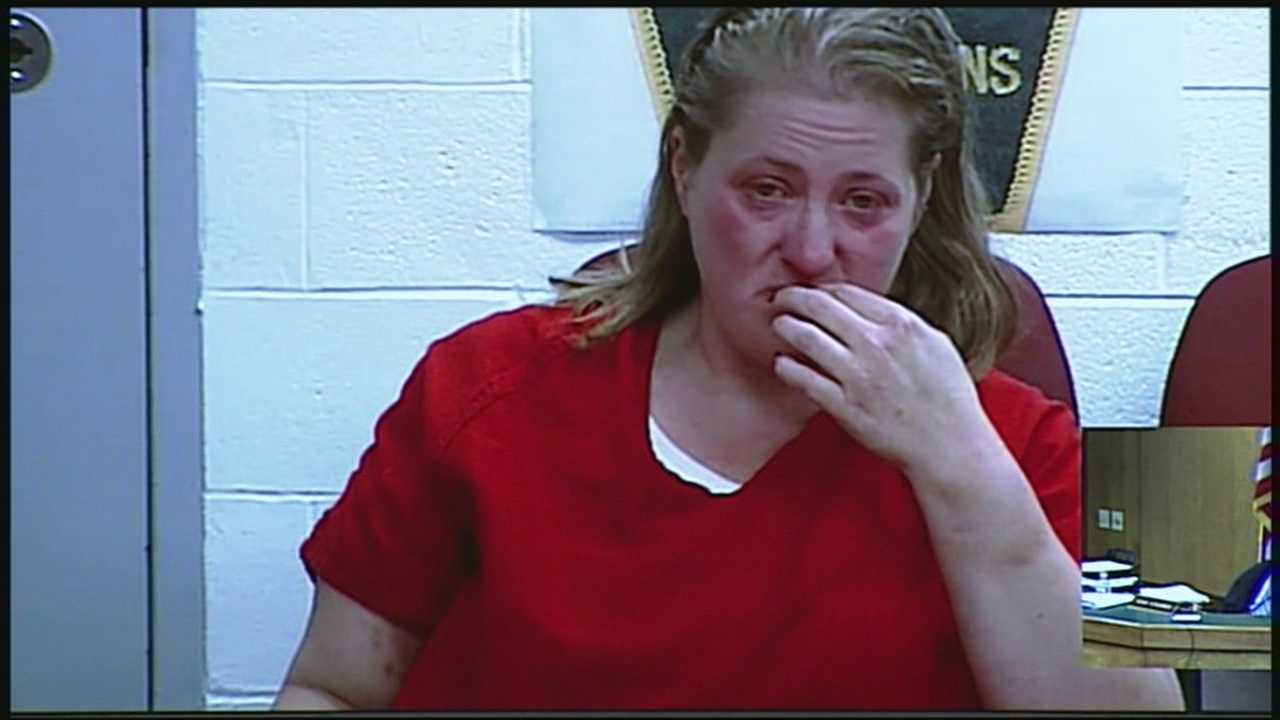 Police: Derry Mom Arrested After Leaving Toddlers In Hot Car