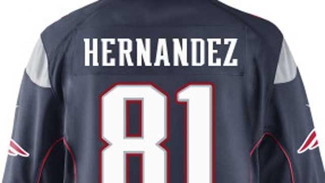 Patriots offer fans free exchange of Aaron Hernandez jerseys – New