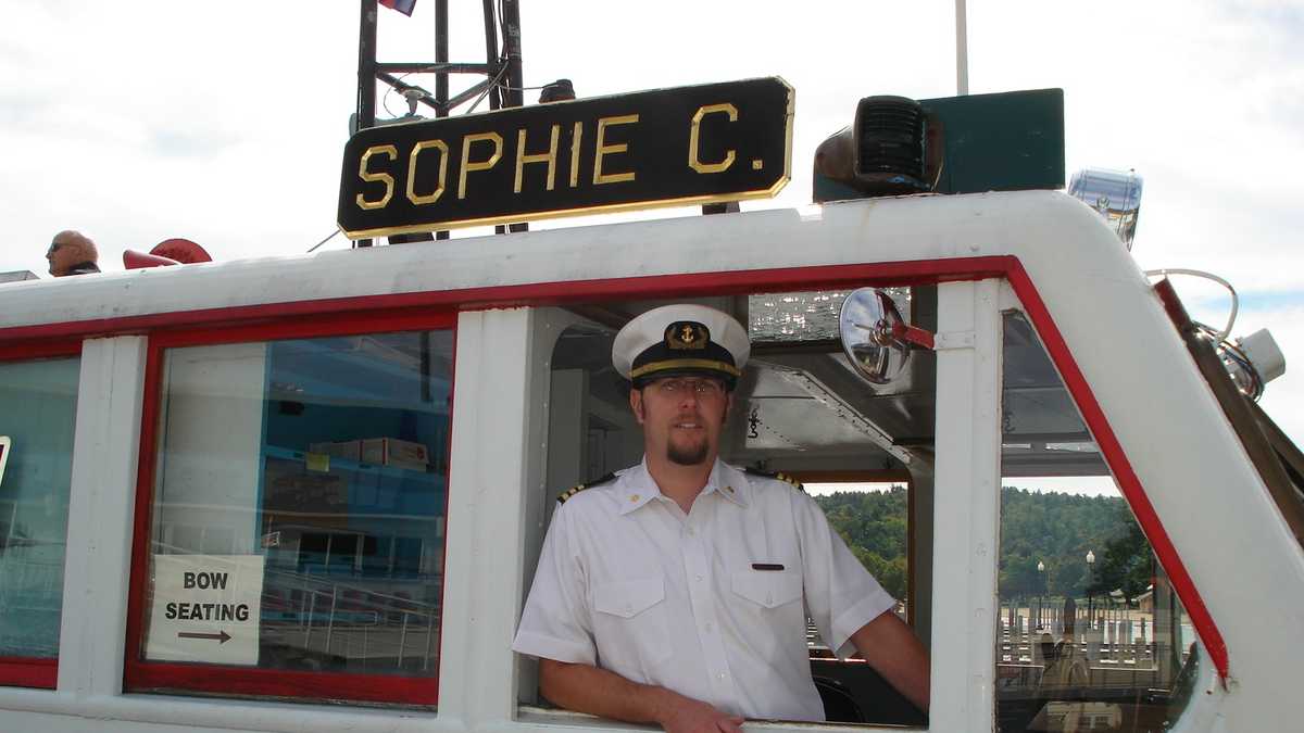 20 things you may not know about Lake Winnipesaukee's mail boat