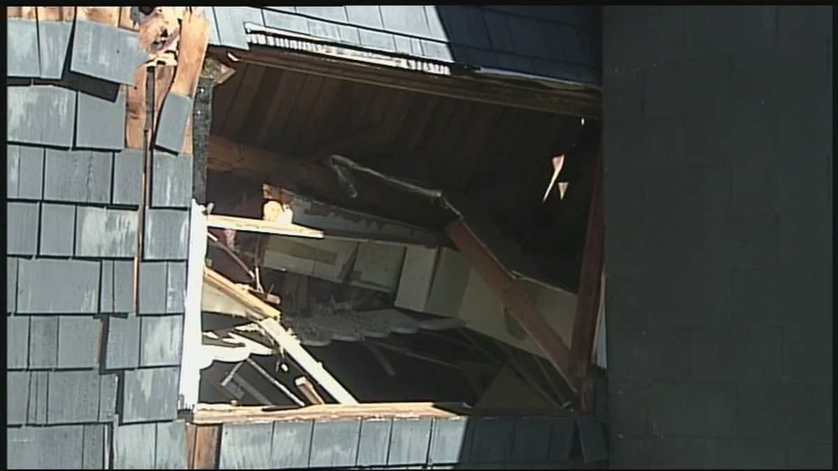 Photos House explosion in Conway