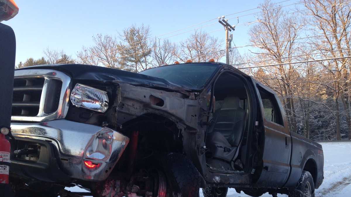 1 hurt in crash involving logging truck in Bennington