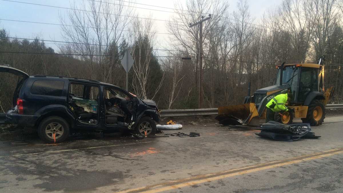 Route 104 in Bristol closed after crash