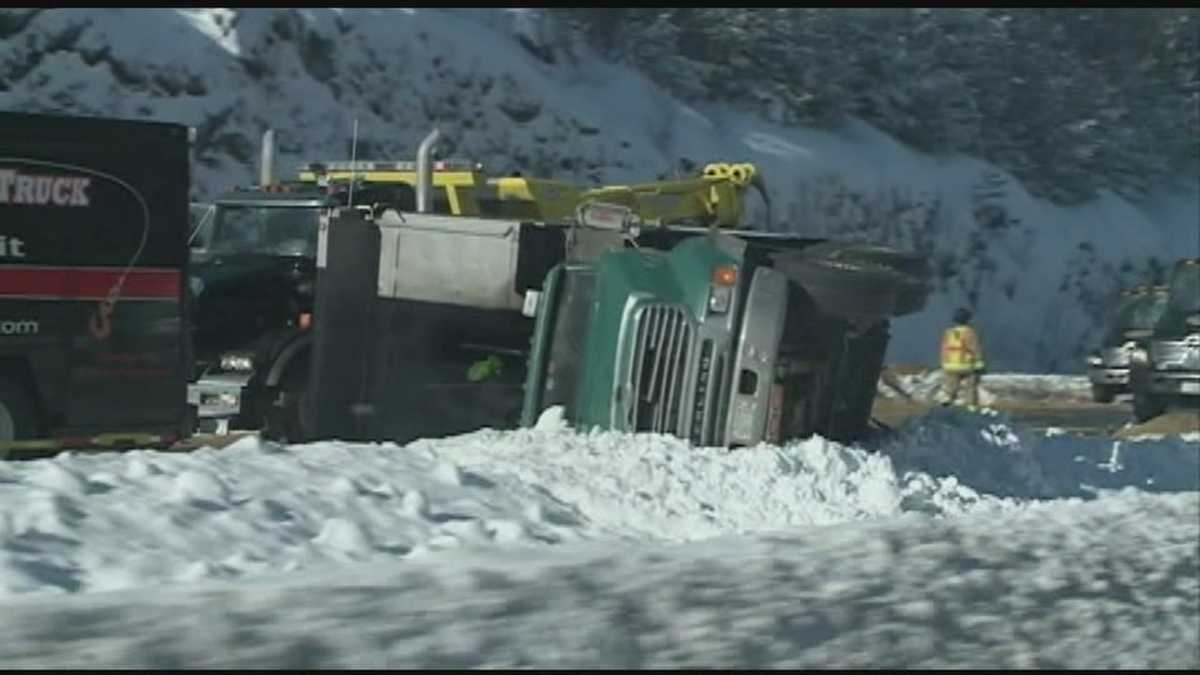 Several vehicles involved in crash on Route 101 in Epping