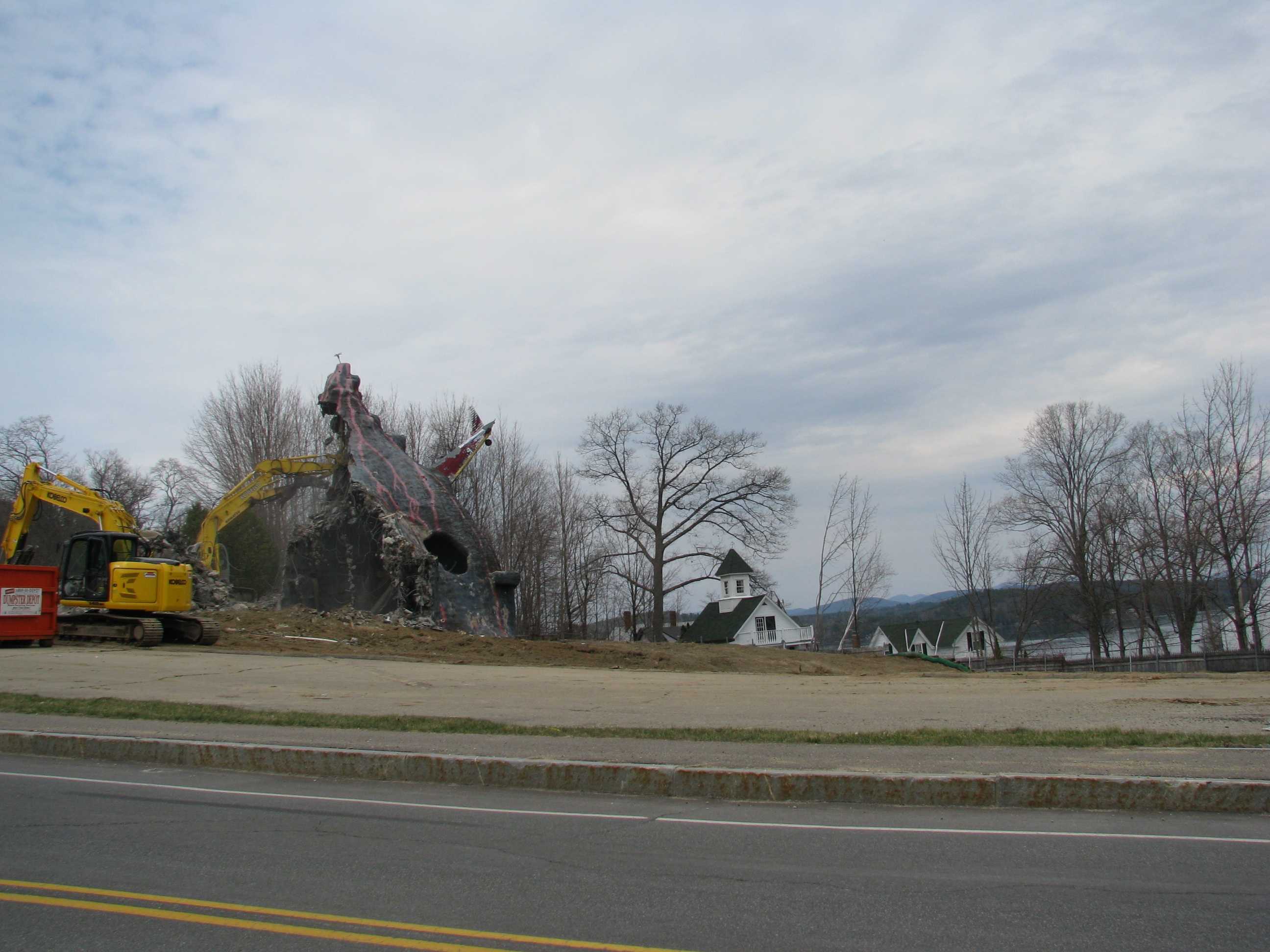 Weirs Beach Water Slide undergoing demolition this week