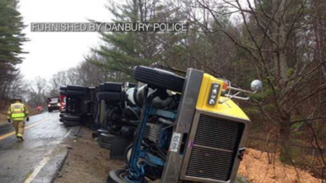 Route 4 closed in Danbury after tractor-trailer rollover