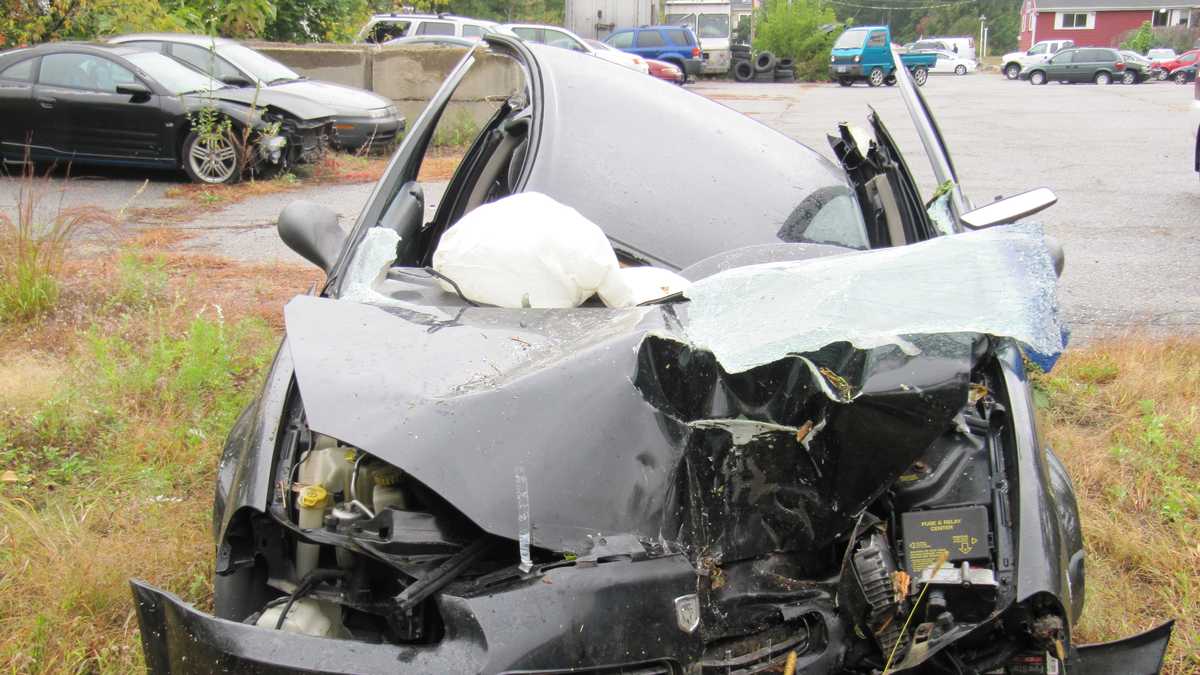 2 seriously hurt in Hudson crash; driver charged with DWI